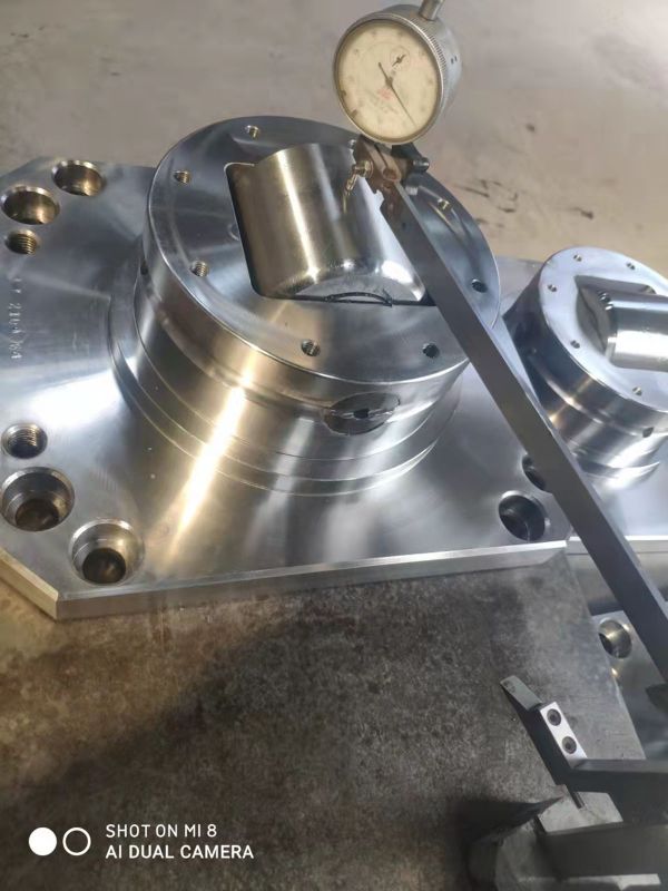 復(fù)合滾輪軸承—combined bearing， 又稱(chēng)組合滾輪軸承